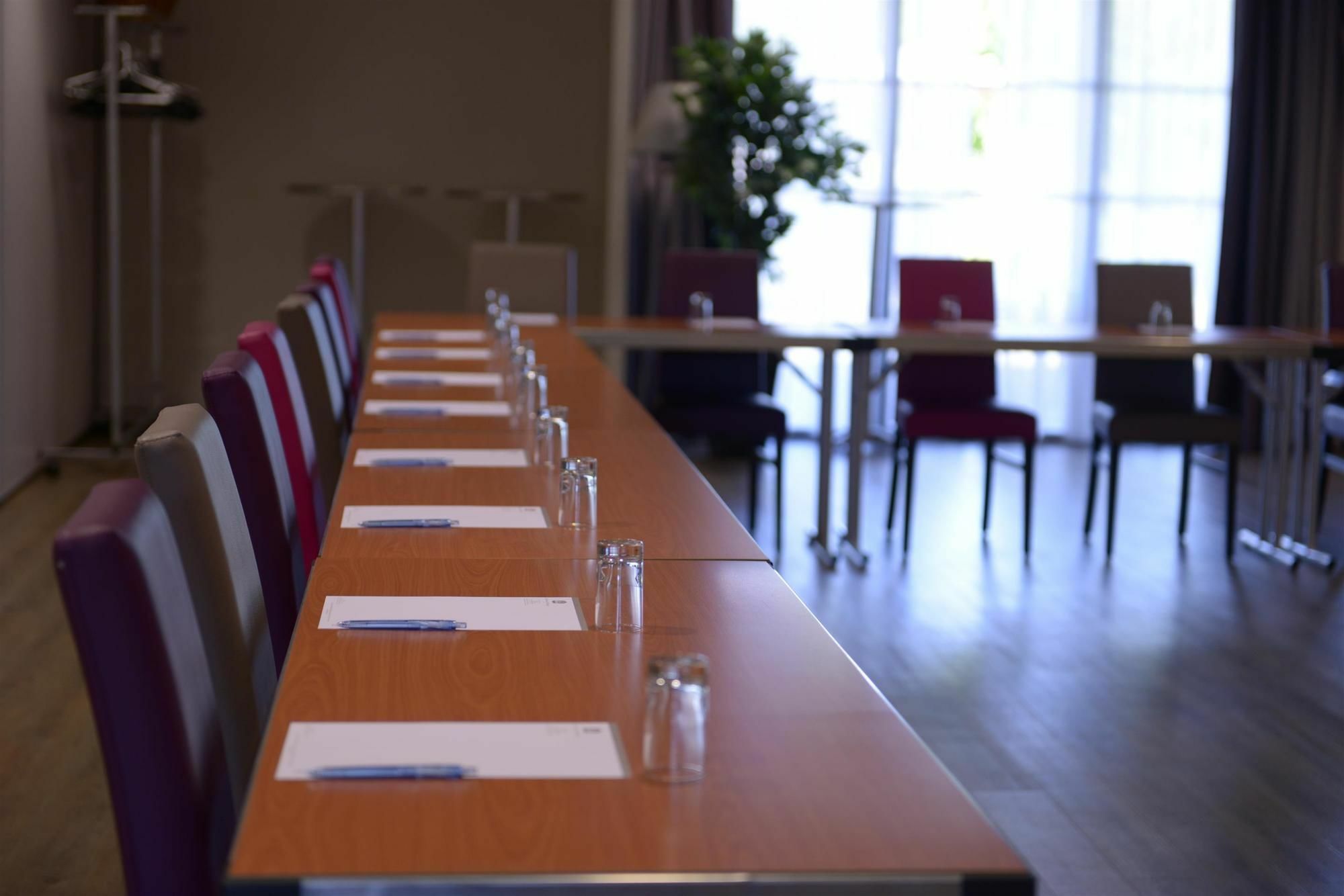 Hotel Ibis Styles Montargis Arboria Pannes  Bagian luar foto