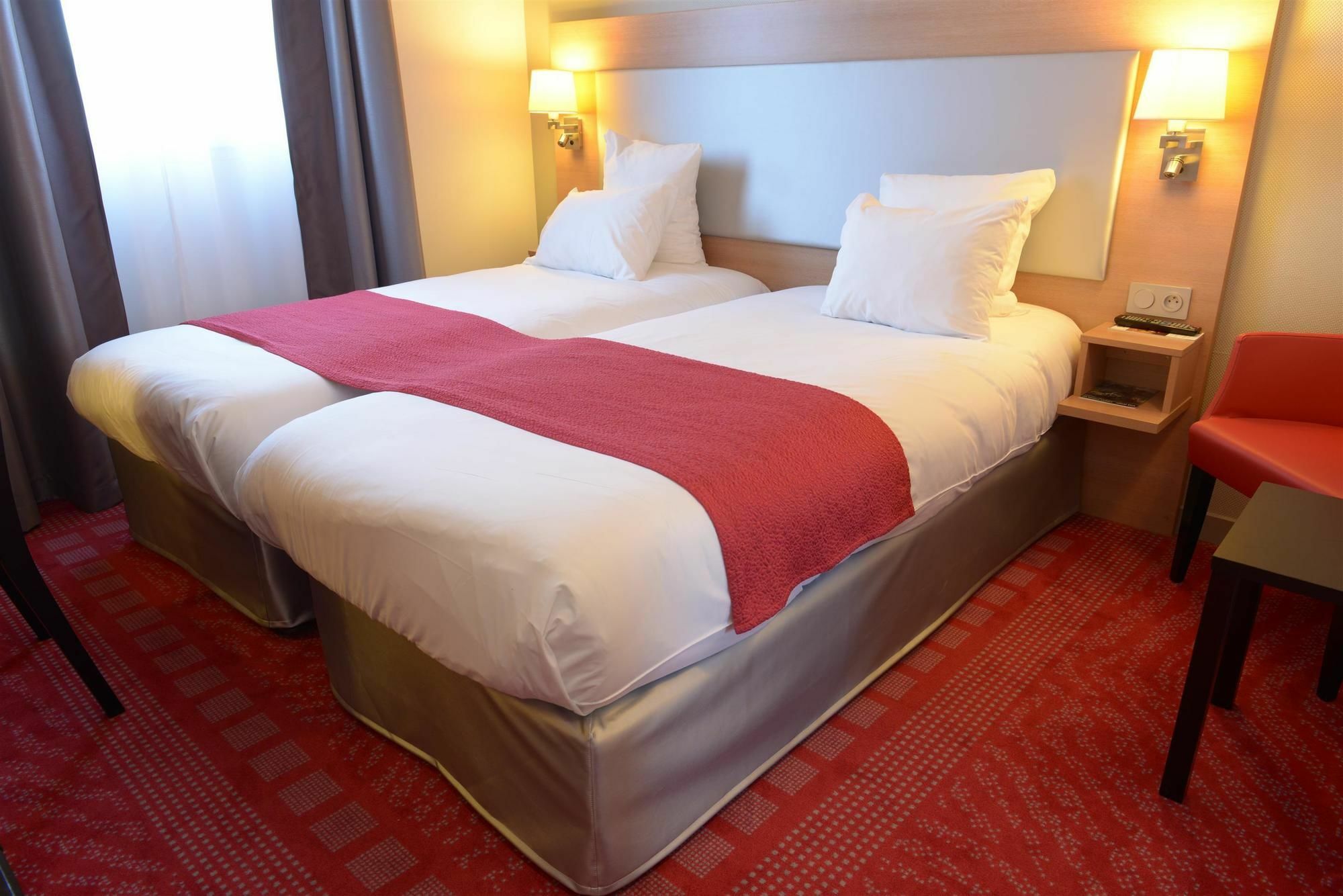 Hotel Ibis Styles Montargis Arboria Pannes  Bagian luar foto